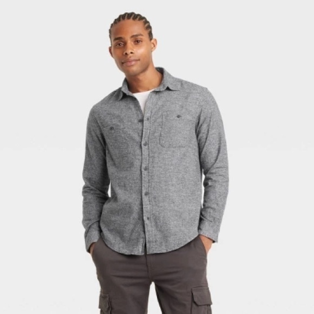 Men's Gray Button-Up Shirt‎